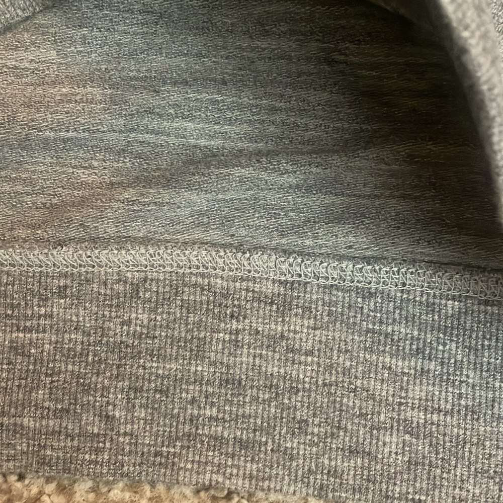 WildFox Pour Favor Wine Pullover Sweater - Picture 6 of 8